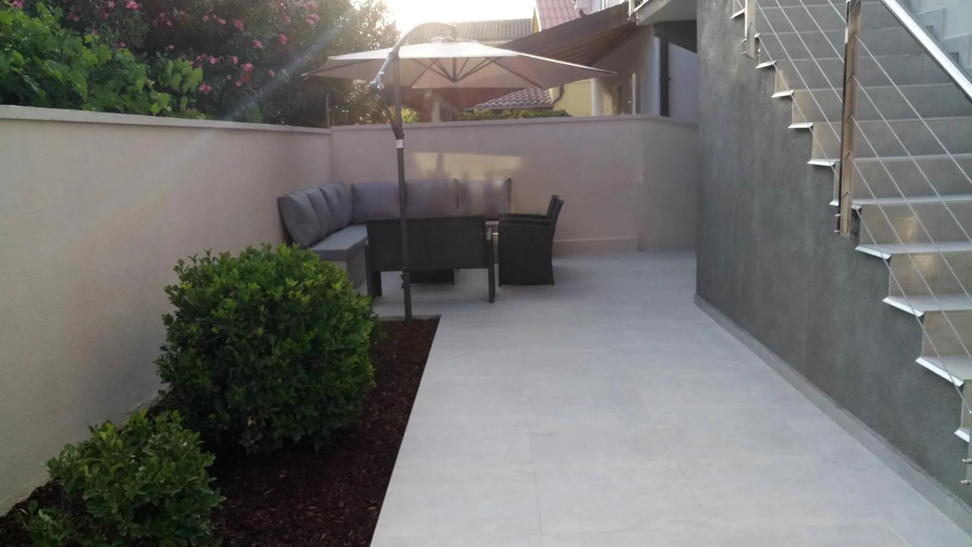 Kb Apartments نين